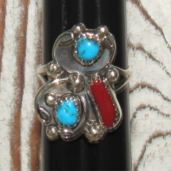 Native American Jewelry - Navajo Kingman Turquoise Coral Ring Sz 8 Sterling Native American Signed